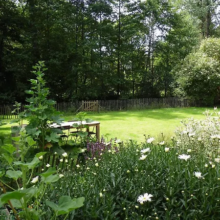 Traditional Holiday In With Private Garden