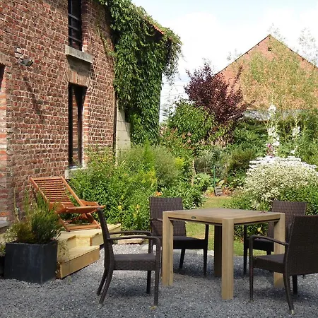 Traditional Holiday In With Private Garden * Beauraing
